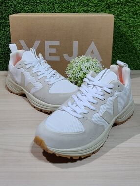 VEJA Venturi Alveomesh Sneakers - White/Pierre/Natural US Men's 11 NEW